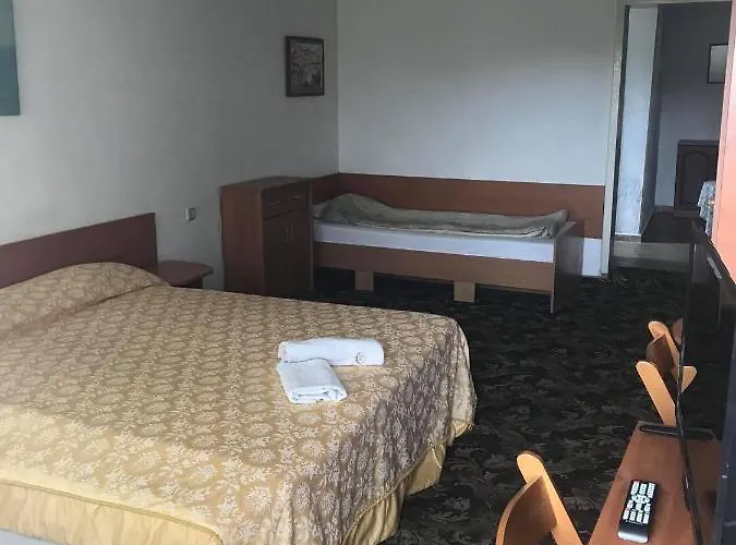 Guestrooms Ross בית הארחה